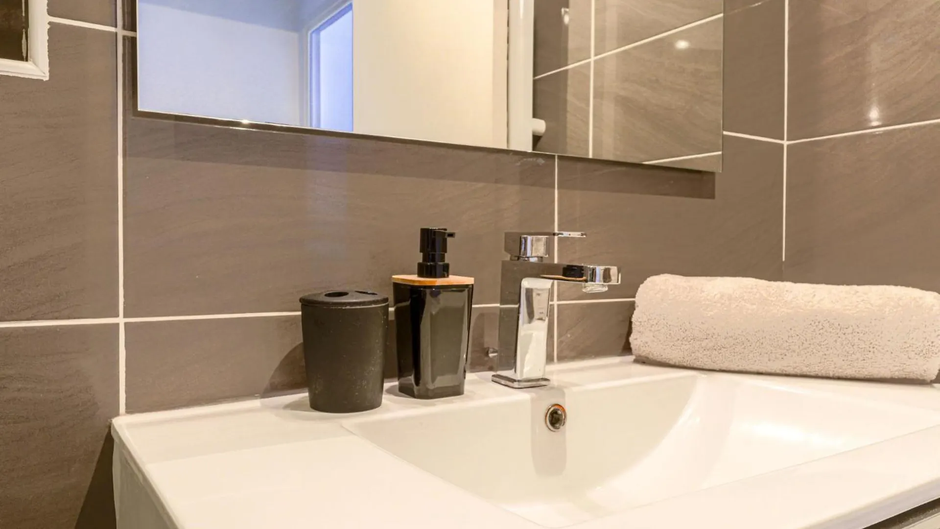 Apartment Le Carina By Interhome Nice